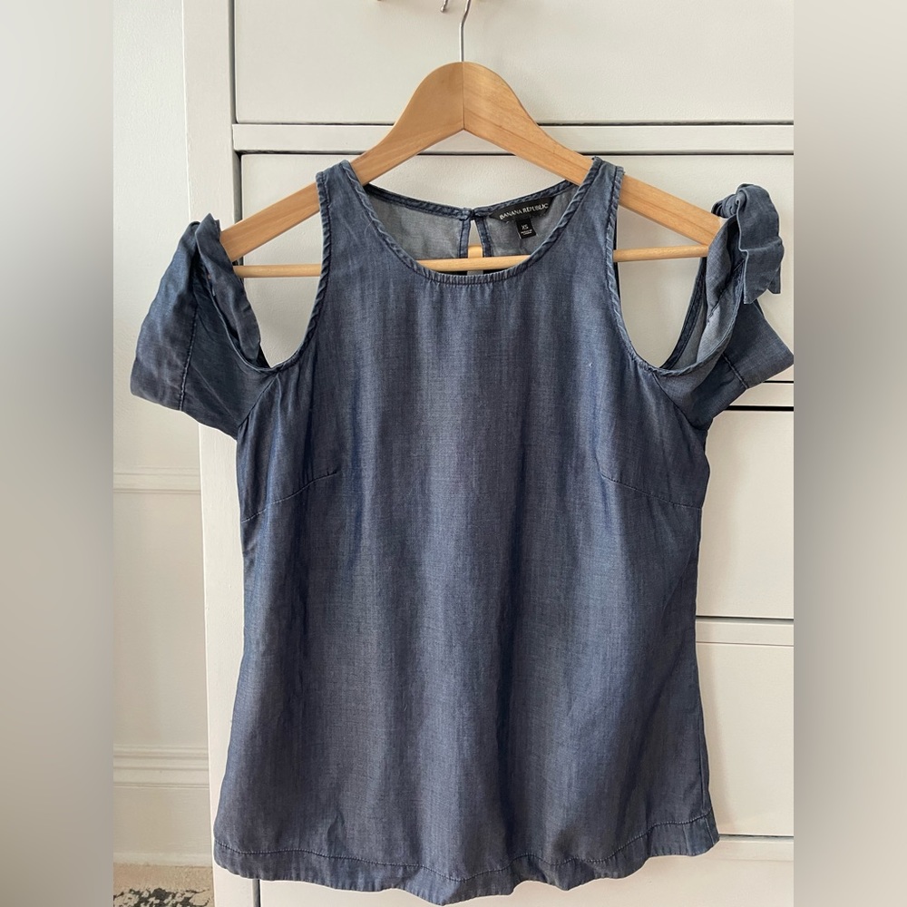 Banana Republic top